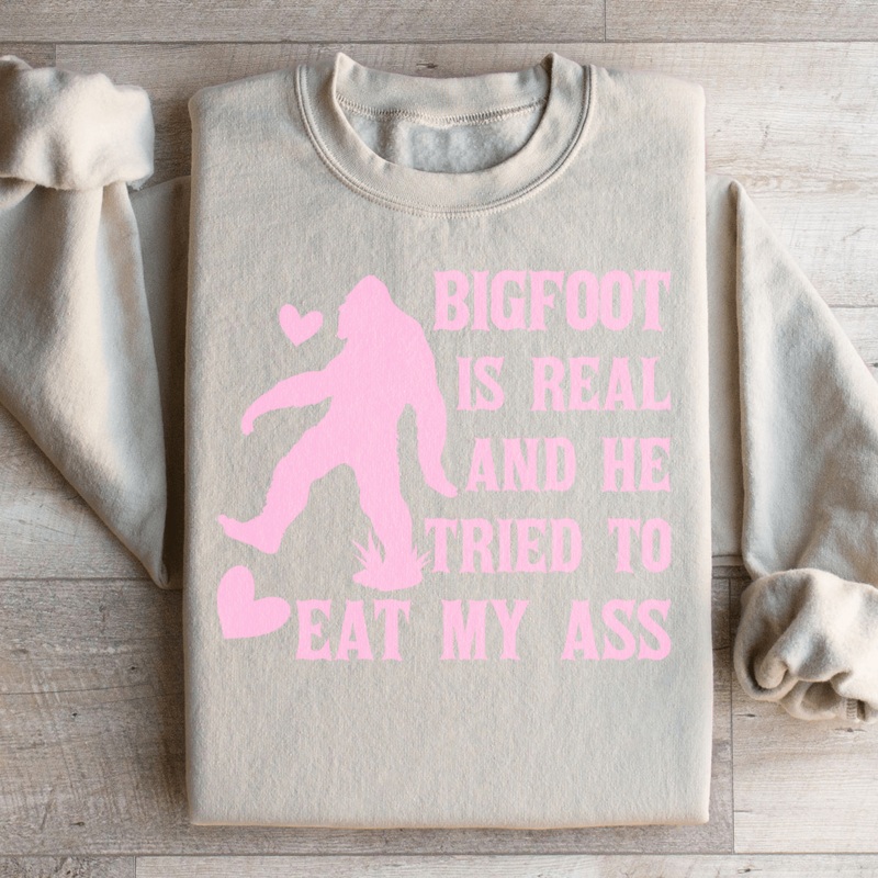 Bigfoot Is Real Sweatshirt Black S