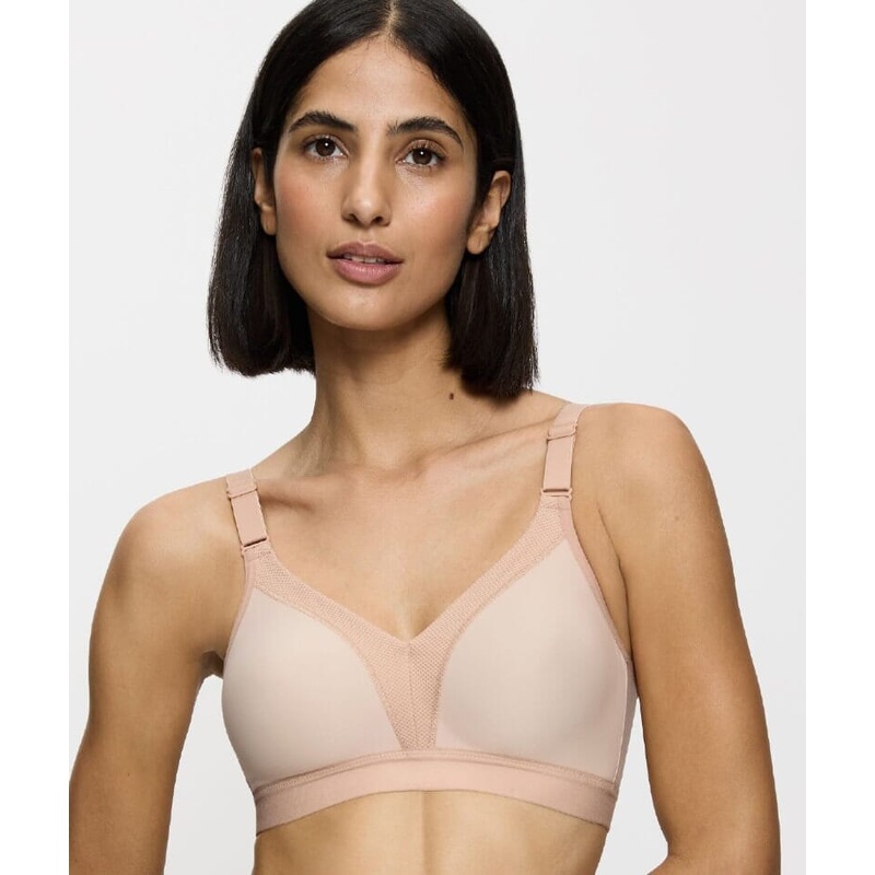 Triumph Triaction Wellness Wire-free Sports Bra – Neutral Beige 32C