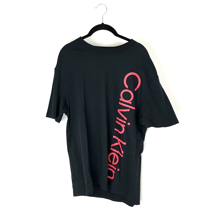 MENS Black T-Shirt with Pink Logo – Medium