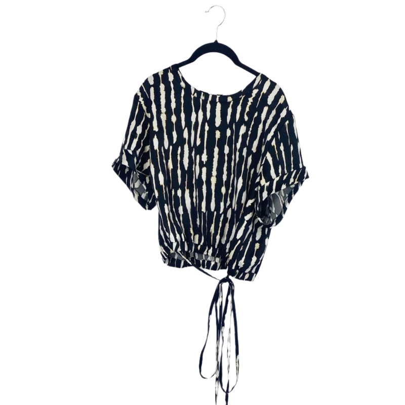 Black Printed Short Sleeve Blouse – 0X and 2X 0X (Size 12W)