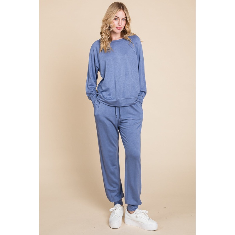 Super Lady Round Neck Raglan Sleeve Top and Pants Lounge Set Powder Blue S