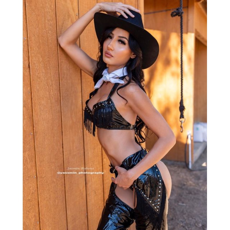 Midnight Gunslinger Cowgirl Costume Small Black