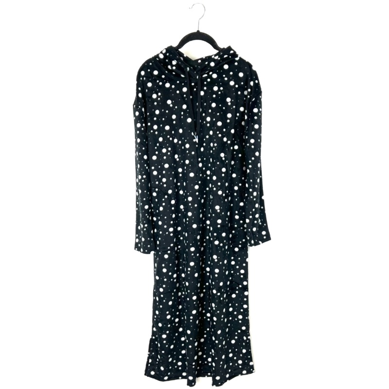 Black And White Polkadot Nightgown – Size 6/8