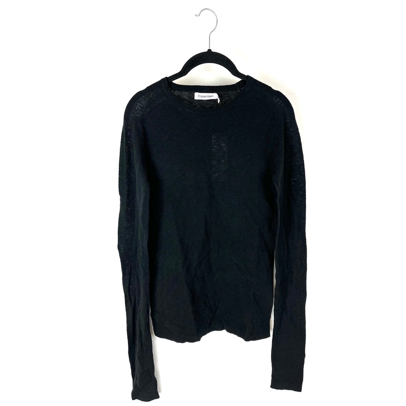 Black Long Sleeve Crewneck Sweater – Small