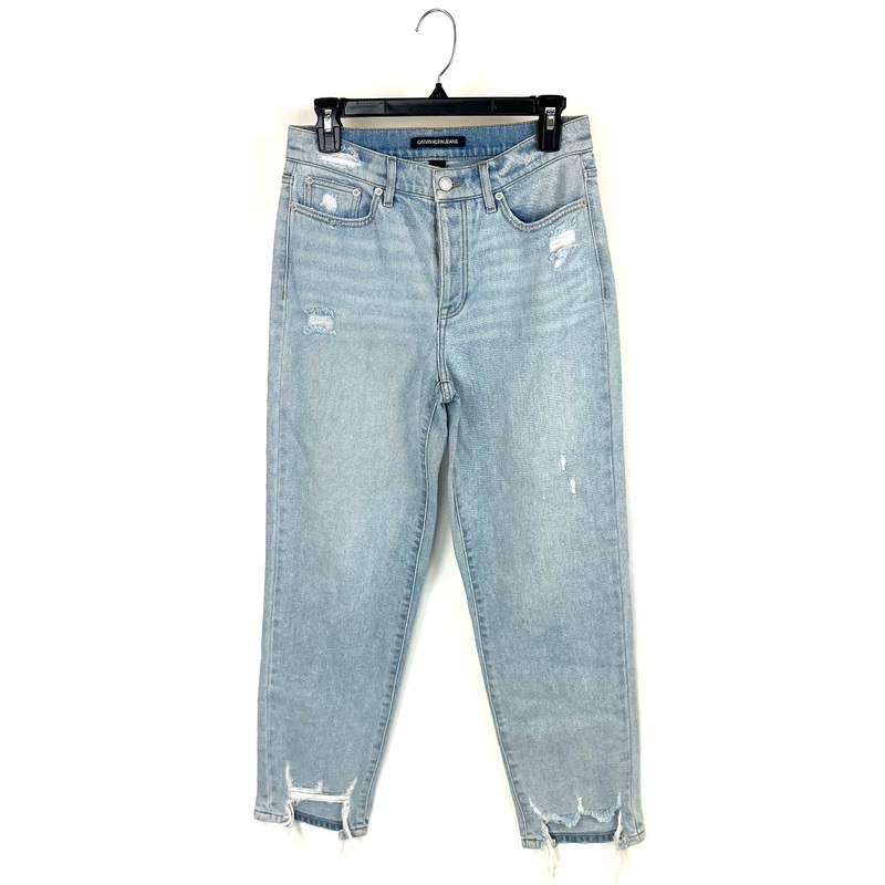 Light Wash Distressed High Rise Mom Jeans – Size 28