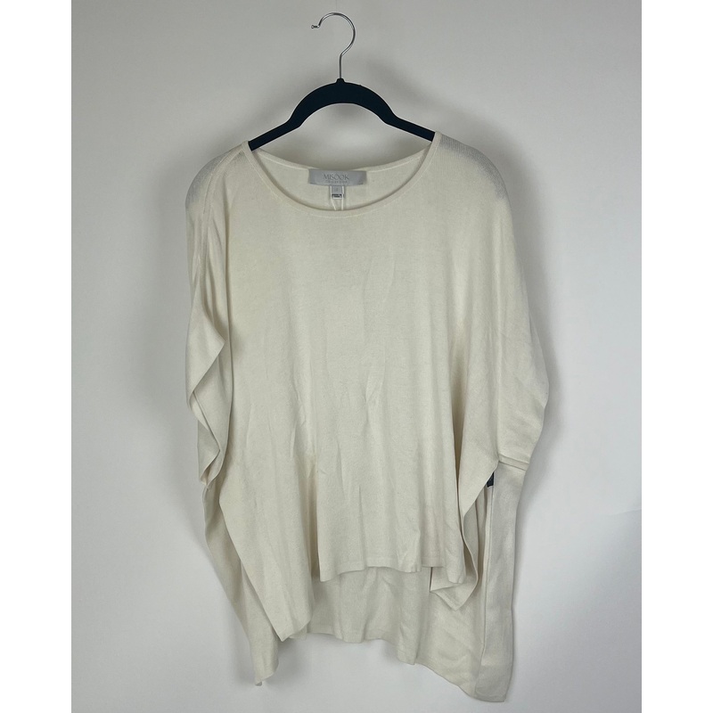White Sleeveless Sweater – Size 4/6