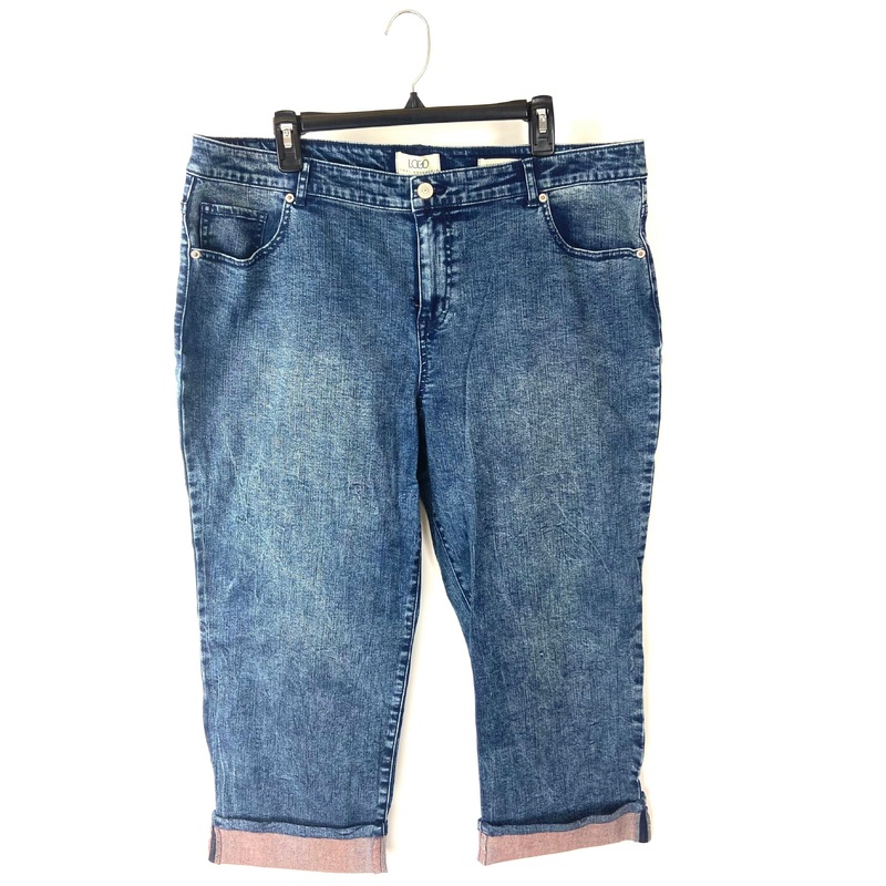Pink and Medium Blue Wash Cropped Boyfriend Jeans – Size 8P 8P