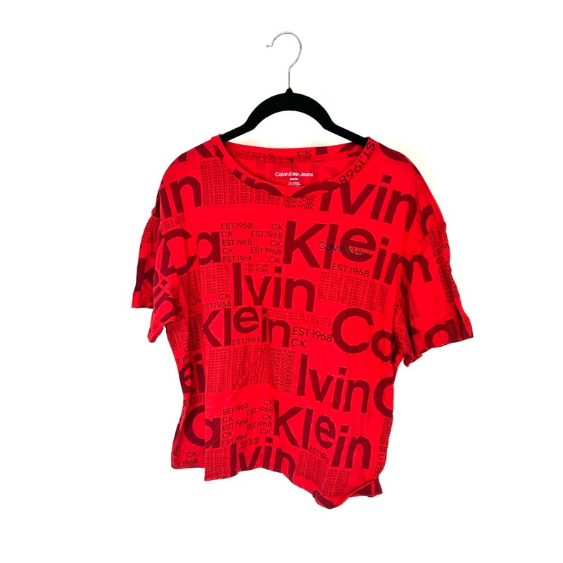 Red Cropped Graphic Tshirt – Small