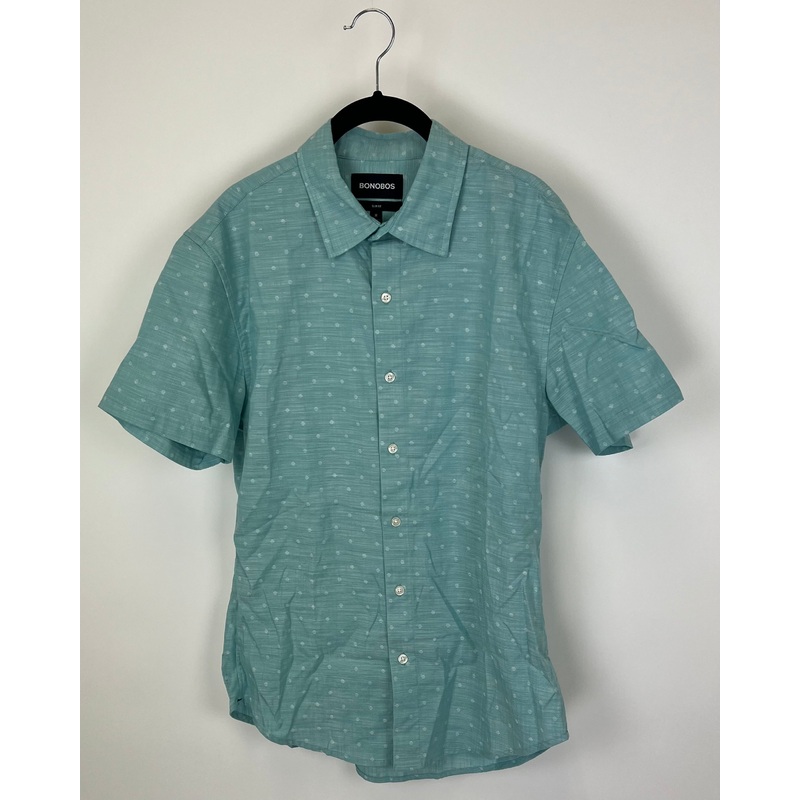 MENS Baby Blue with White Polka Dots Button Up Short Sleeve – Slim Fit Medium
