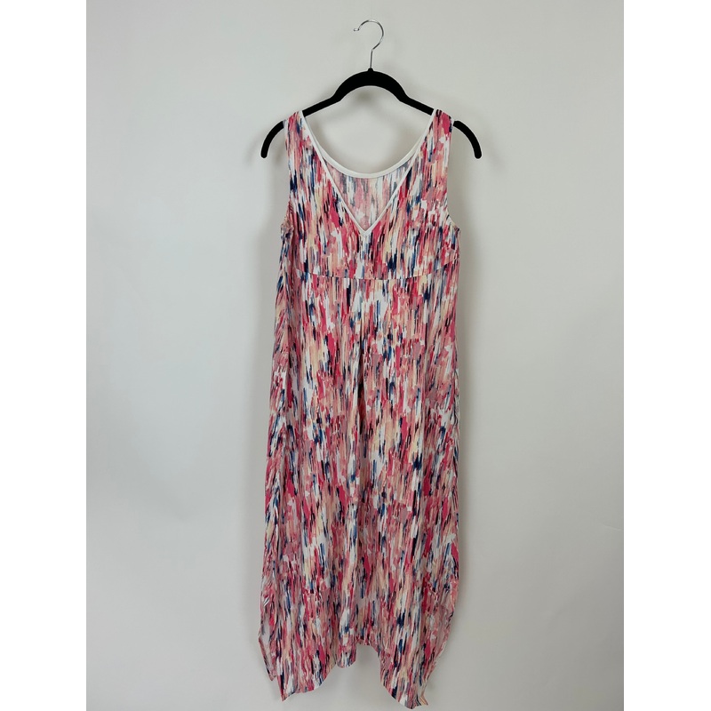 Sleeveless Abstract Pink Nightgown – Size 4/6