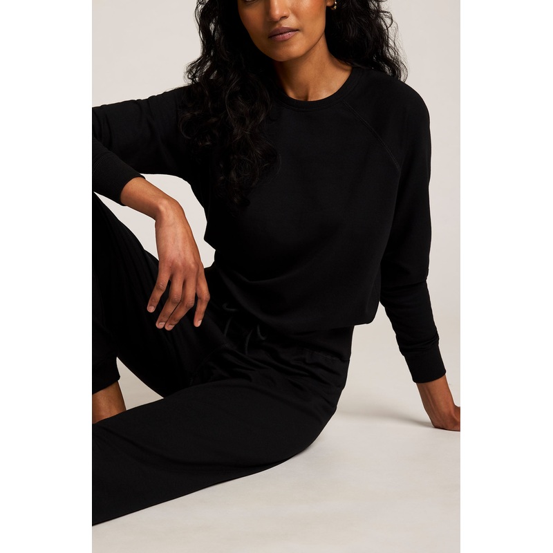 Club Crew in Black XS Black