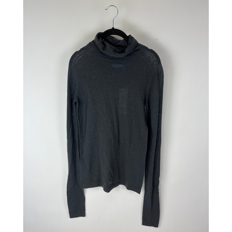 Gray Long Sleeve Turtle Neck Top – Small