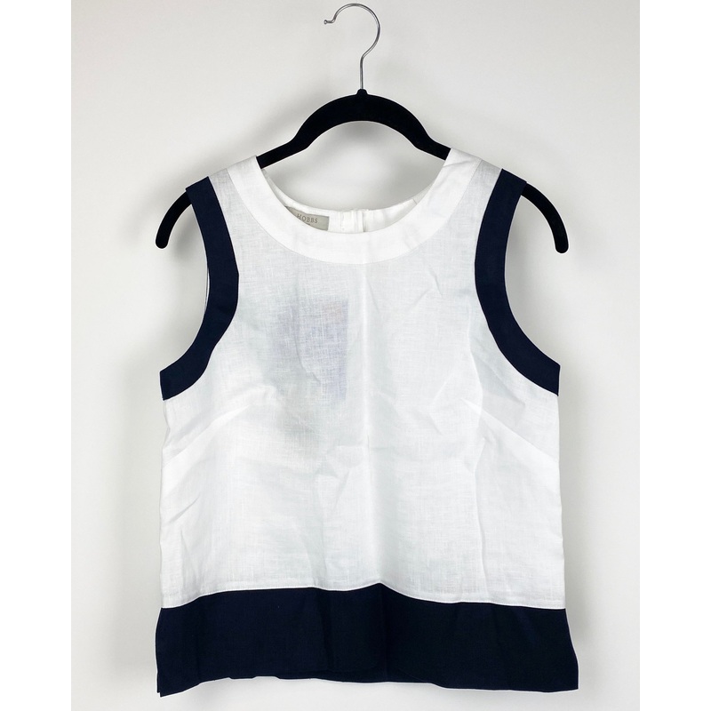 White And Black Top – Size 2