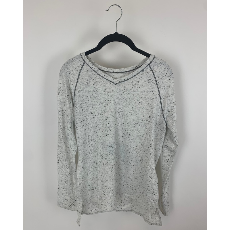 Heathered Gray Top – Size 10/12