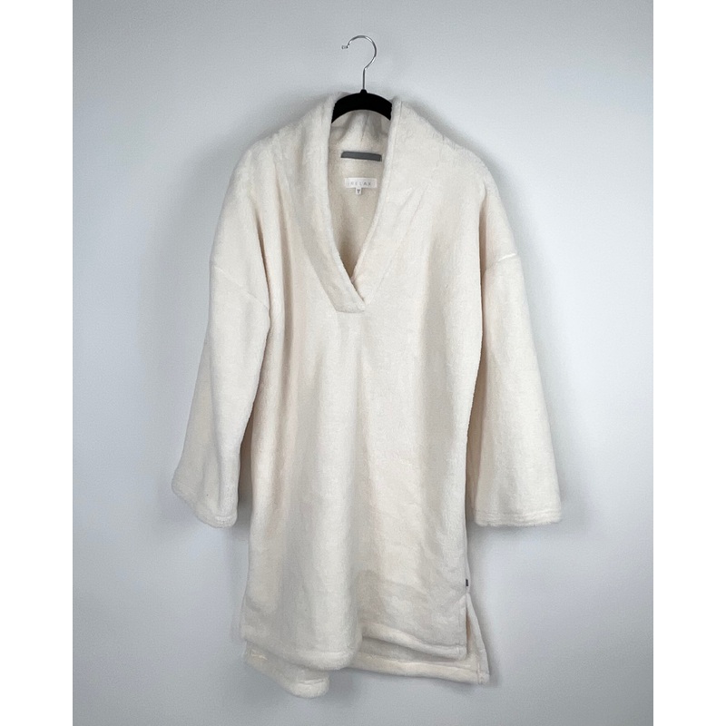 White Fleece Pullover – Small