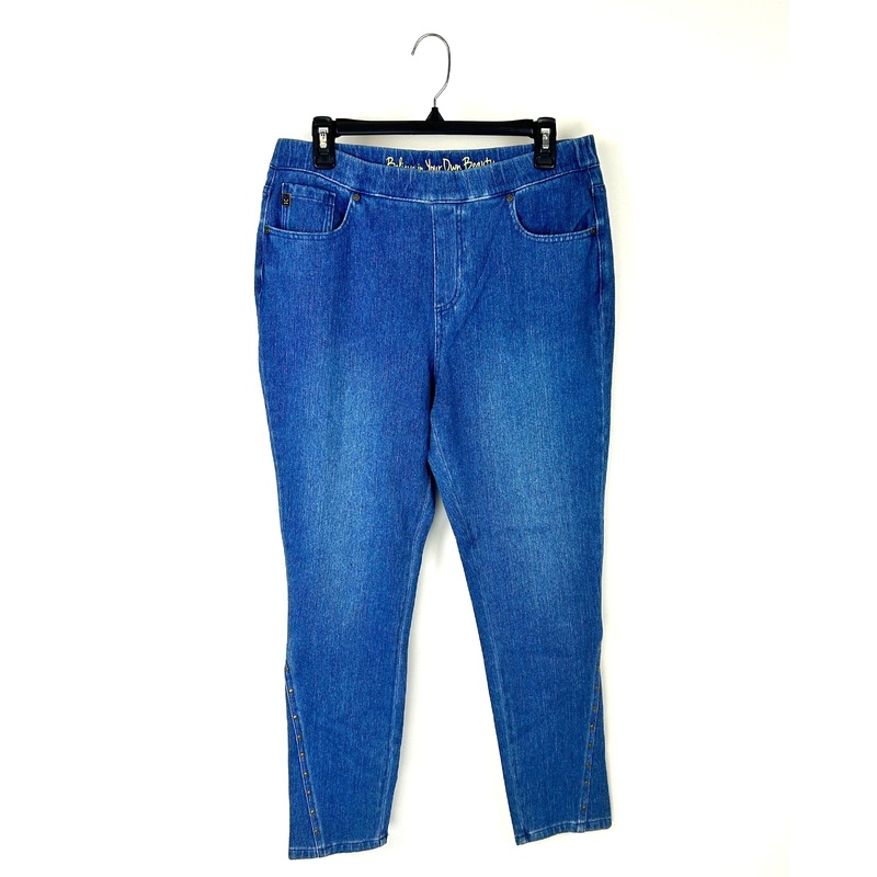 Medium Wash Bead Detail Denim Pants – Size 12