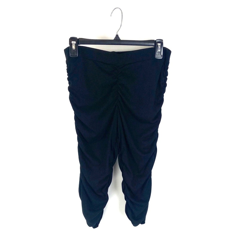 Black Scrunched Biker Shorts – Large