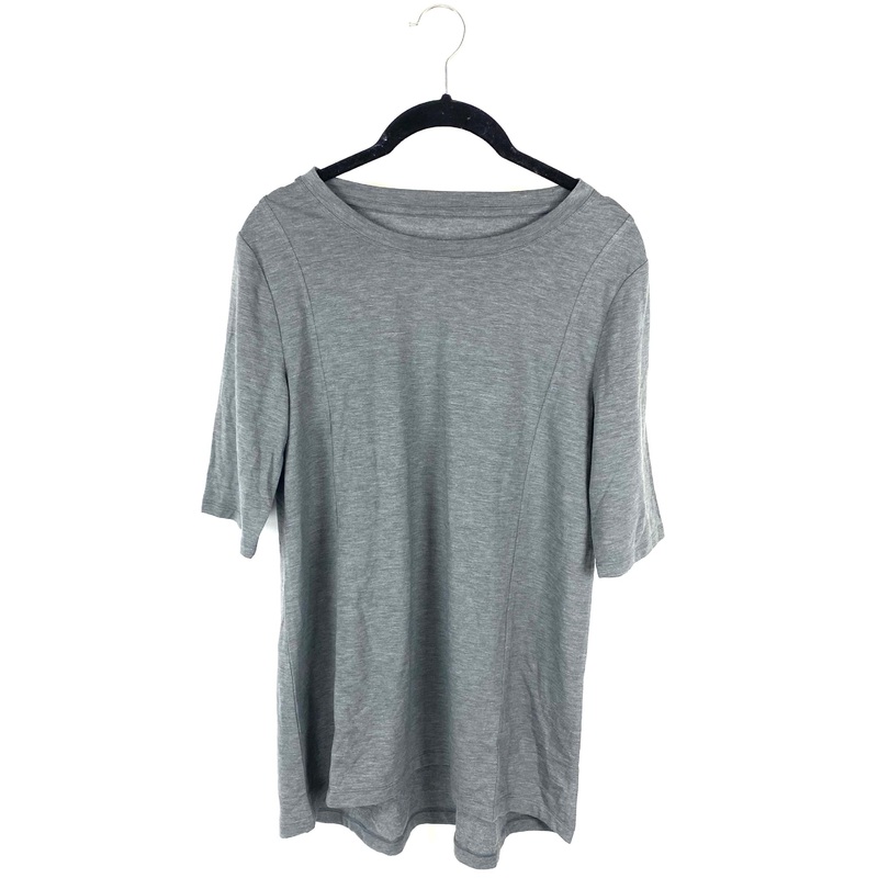 Grey Short Sleeved Top – Size 6/8 Small (size 6/8)