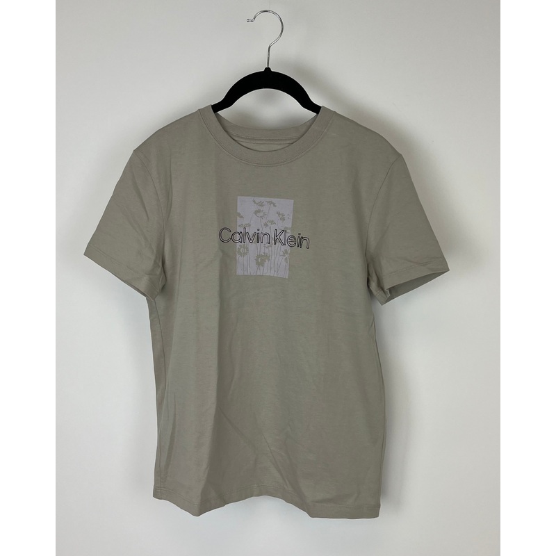 Pale Green Flower Print Short Sleeve Top – Small