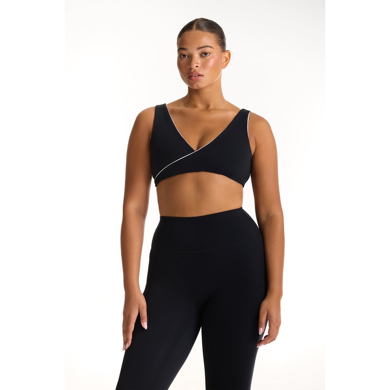 AIRLUXE BREATHE CONTRAST WRAP BRA – ORCA Orca XS