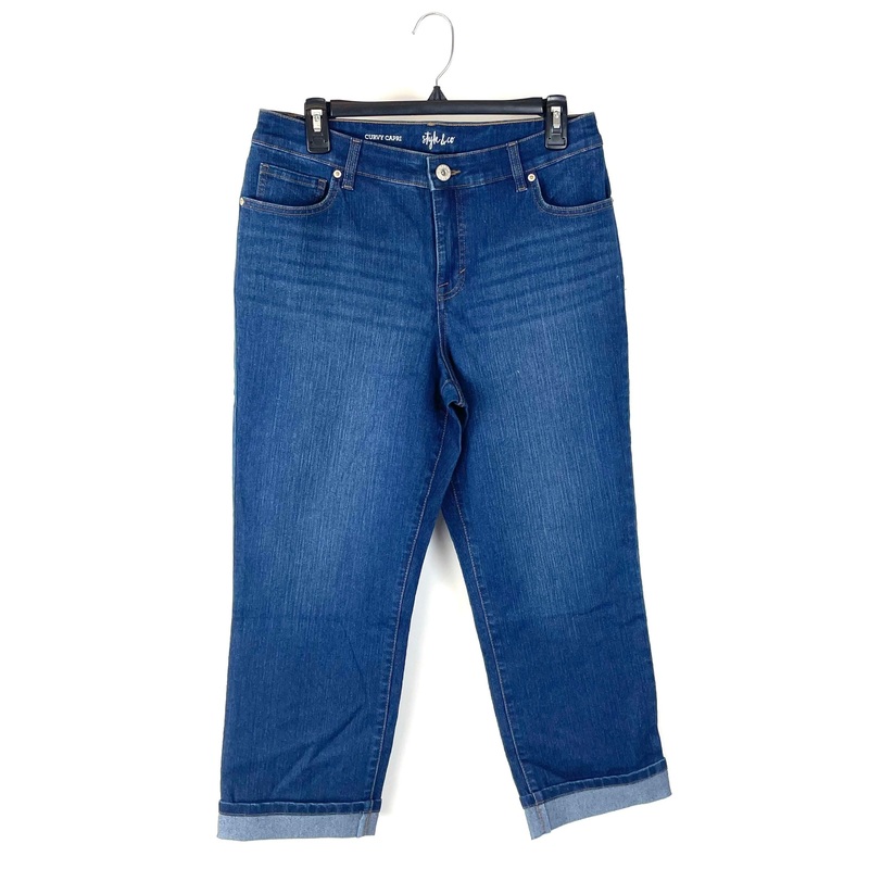 Dark Wash Curvy Capri Denim Jeans – Size 8