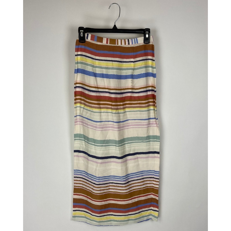 White Rainbow Printed Skirt – Size 0 Size 0