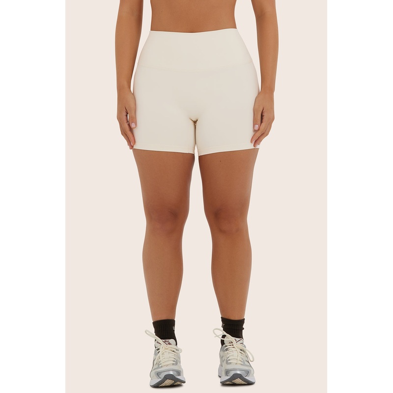 AIRLUXE BREATHE SHORTS – LECHE Leche XS