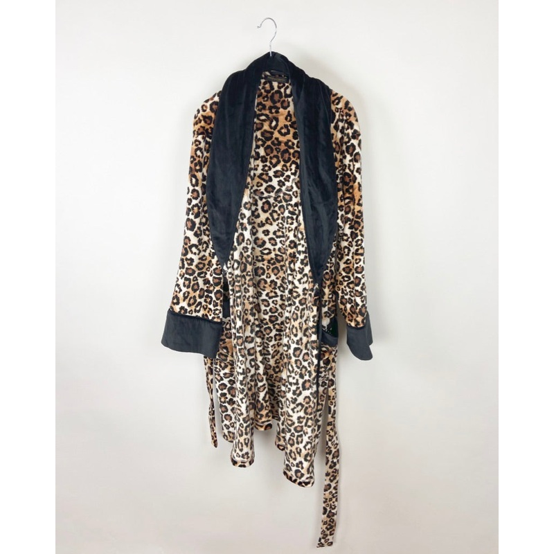 Sleepwear Leopard Print Robe – Small