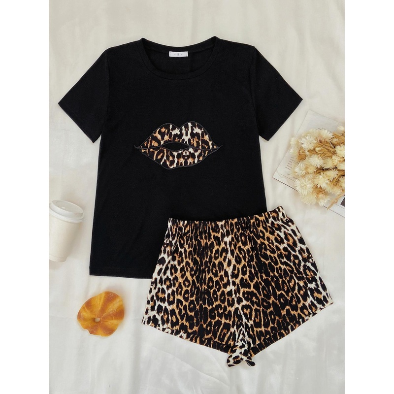 Leopard Lip Graphic Top and Shorts Lounge Set Black S