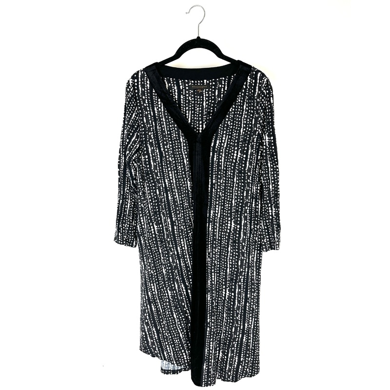 Grey And White Polka Dot Nightgown – Small