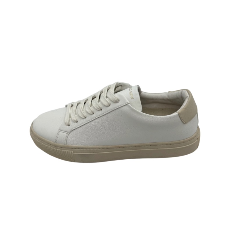 MENS White Leather Sneaker – Size 9.5/10