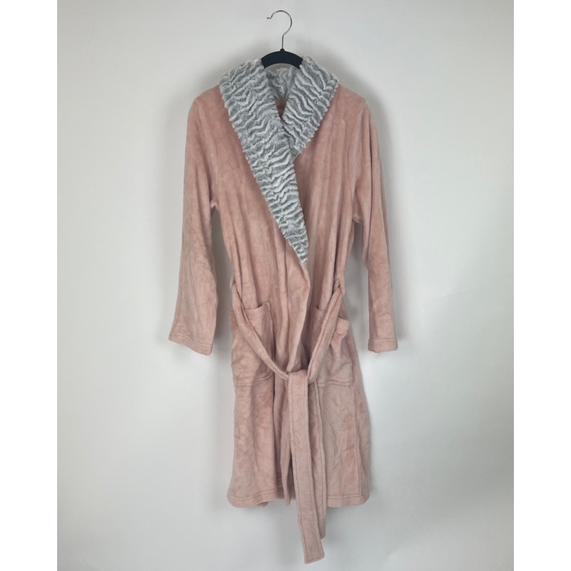 Pink and Grey Fuzzy Robe – Small
