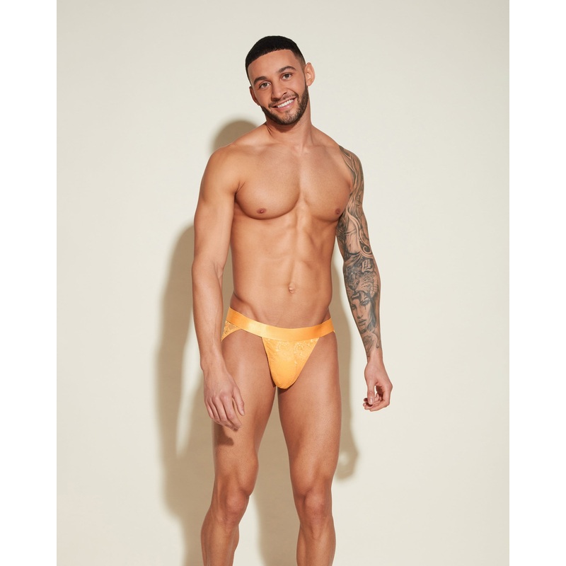Sports Brief Taaja Mango S