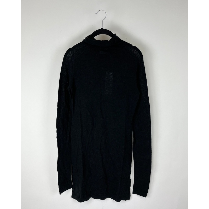 Black Long Sleeve Turtle Neck Top – Small