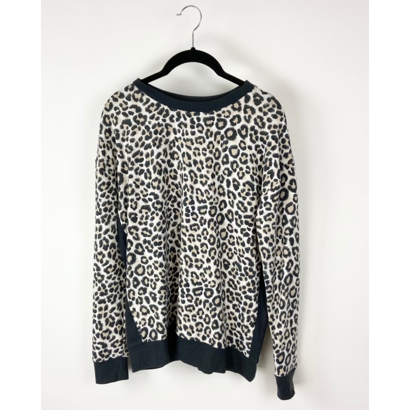 Grey and Leopard Print Pajama Set – Small
