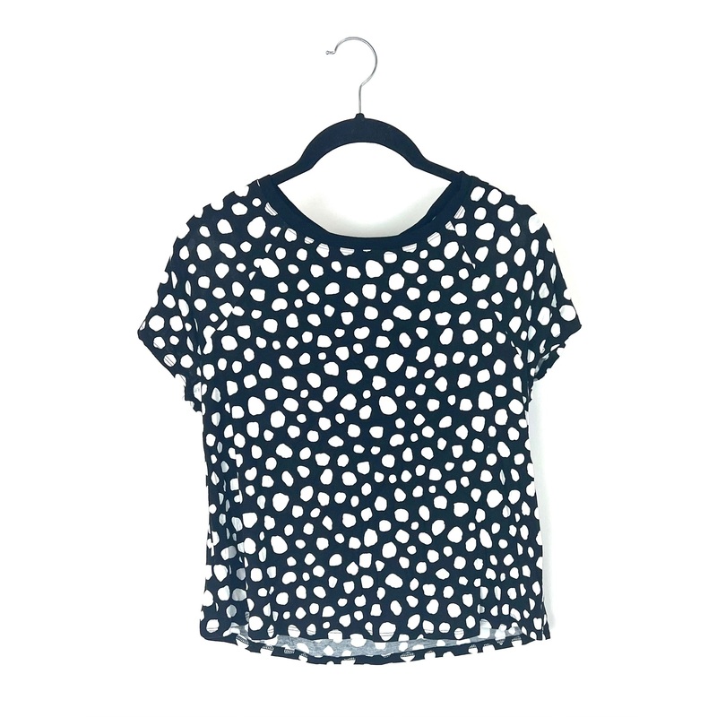 Short-Sleeve Spotted T-Shirt- Size 0/2