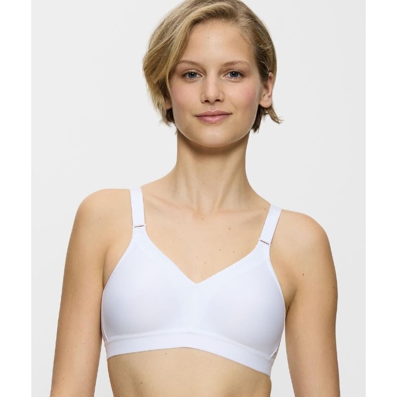 Triumph Triaction Wellness Wire-free Sports Bra – White 32C