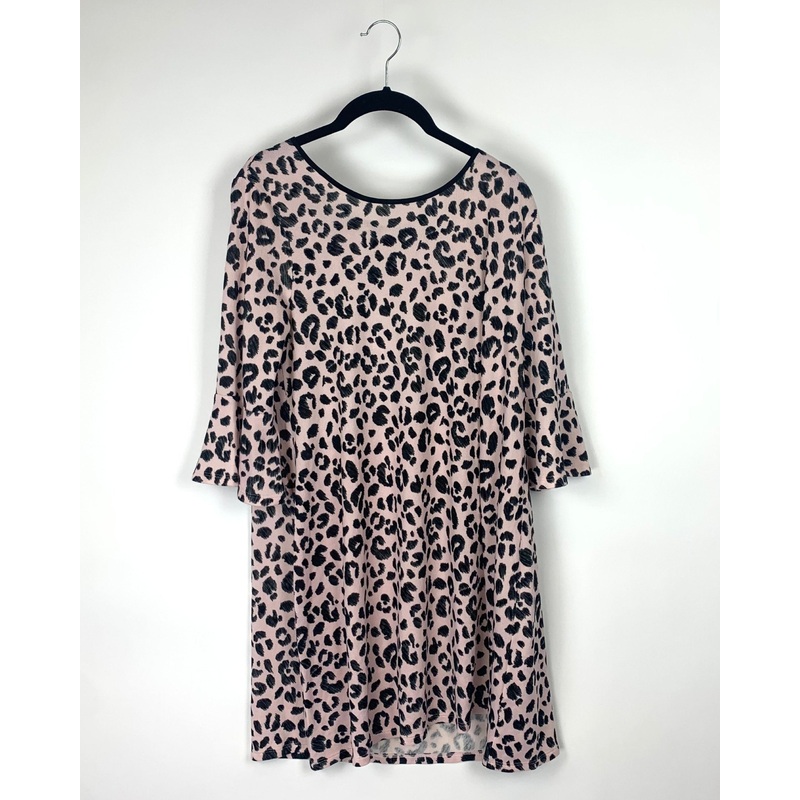 Pink and Black Cheetah Nightgown – Small