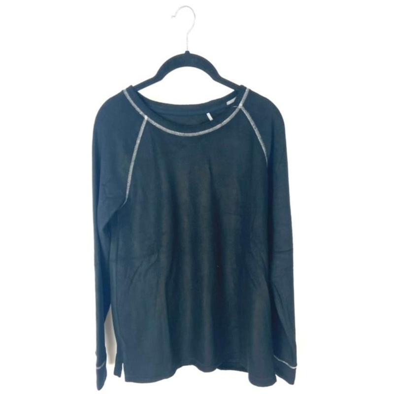 Long Sleeve Black Fleece Top – Small